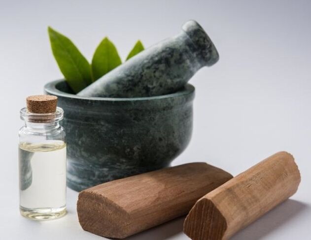 sandalwood oil for skin rejuvenation