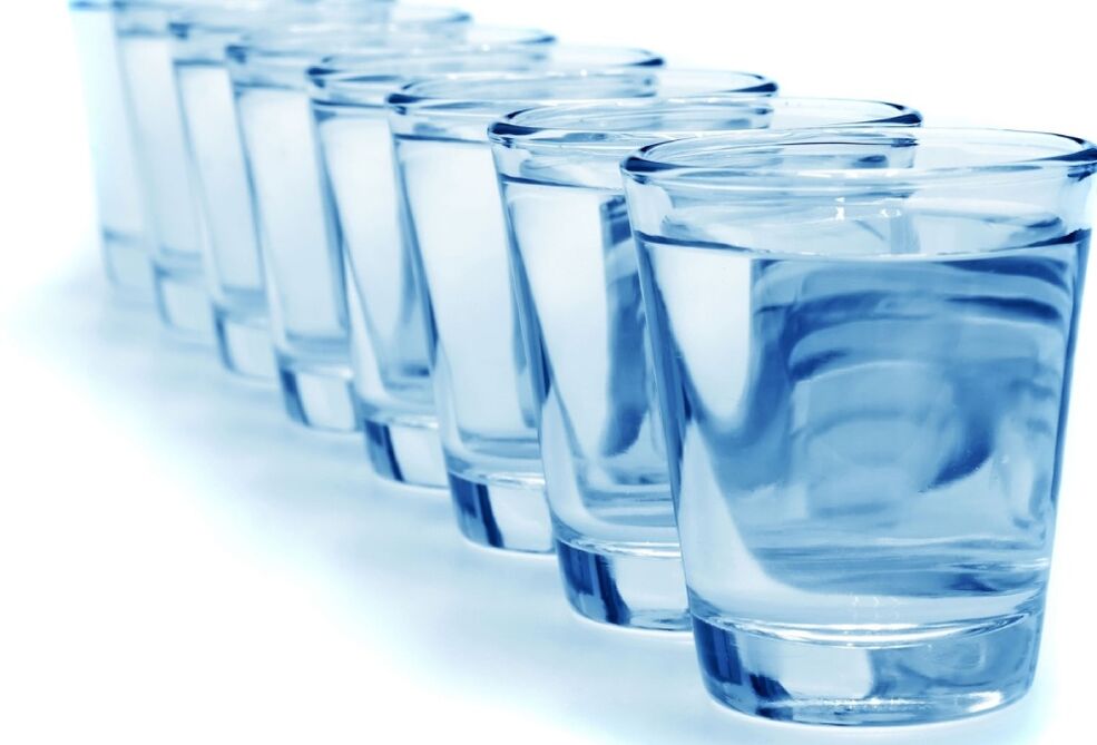 drinking enough water to rejuvenate your skin