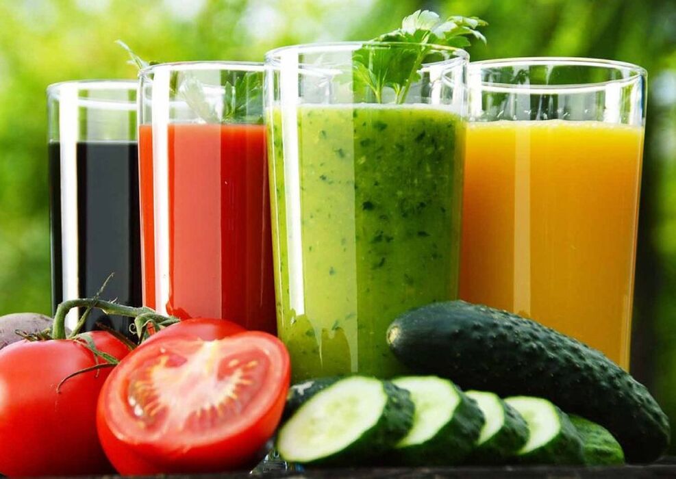 juices and vegetables are healthy foods for skin rejuvenation